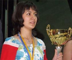 K&uuml;bra &Ouml;zt&uuml;rk