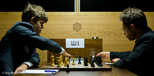 Carlsen’in saçma gözüken hamleleri!